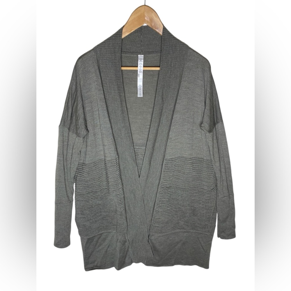 Lululemon Wool Cardigan Sit In Lotus Wrap II Heathered Grey Sage 4 AS IS